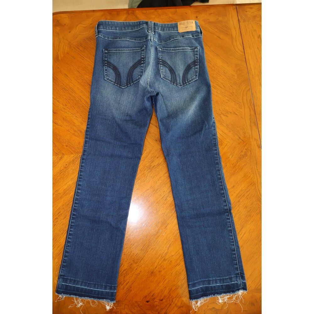 Hollister Jeans Capris Size 28